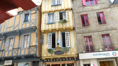 Découverte du Finistère #2 : Une ballade dans Quimper les macarons de philomene quimper