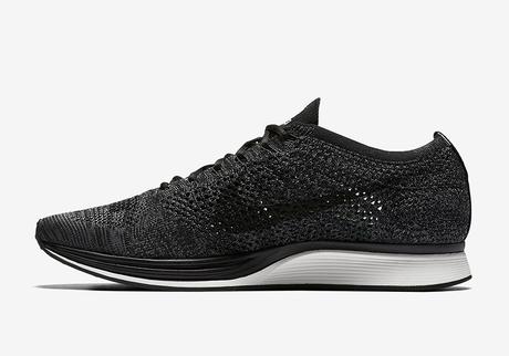 526628-005-Nike-Flyknit-Racer-Black-03