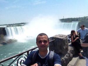 Rencontre avec Anis, fan de MosaLingua Web et épris de voyage Anis, fan de MosaLingua web, en voyage au Canada