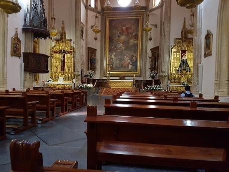 Journal de deuil, décalé de Madrid à Lausanne Intérieur de l'Iglesia de los Jeronimos