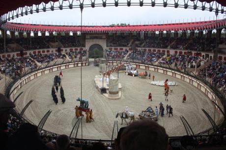 Les niçois au Puy-du-Fou et aux Chateaux de la Loire (2/2) Les niçois au Puy-du-Fou et aux Chateaux de la Loire (2/2)