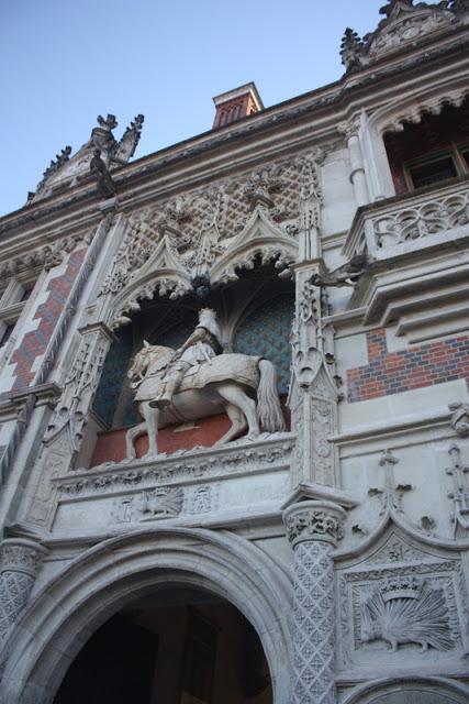 Les niçois au Puy-du-Fou et aux Chateaux de la Loire (2/2) Les niçois au Puy-du-Fou et aux Chateaux de la Loire (2/2)