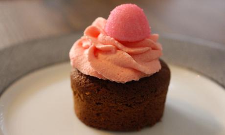 cupcakes-chocolat-fraise-3