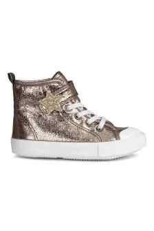 h&m baskets 14€99