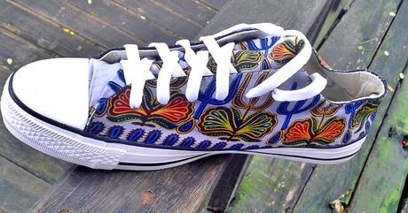 Ghana - Abou tropicalise les converses, Abu Tropicalized converse Ghana - Abou tropicalise les converses, Abu Tropicalized converse