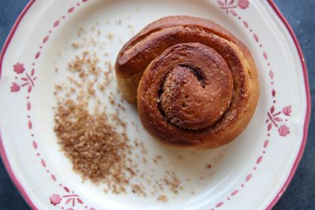 Brioches roulées à la cannelle / Zimtschnecken (vegan)