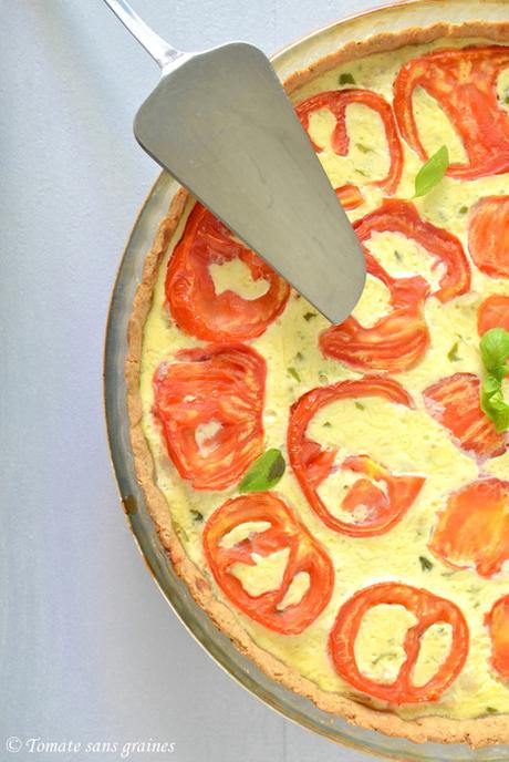 Tarte au thon et à la tomate, avec sa pâte au petit épeautre et aux herbes de Provence Tarte au thon et à la tomate