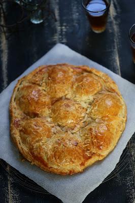 pie ,pommes , pâte feuilletée