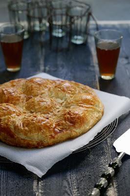 pie ,pommes , pâte feuilletée