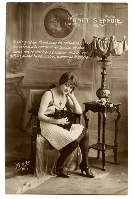 Pauvre minet (XIX et XXème) carte-postale-minet-s-ennuie