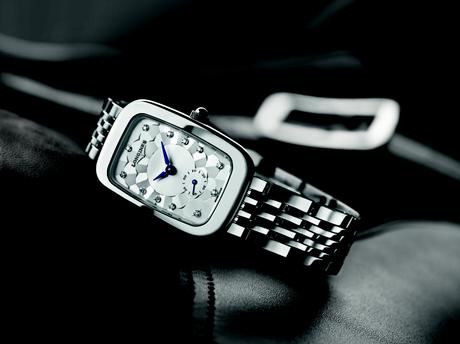 The Longines Equestrian Collection s’enrichit de nouvelles déclinaisons inspirées par la passion de la marque pour l’univers équestre The Longines Equestrian Collection_2016_Pictures_L6.141.4.77.6_PR_CMYK
