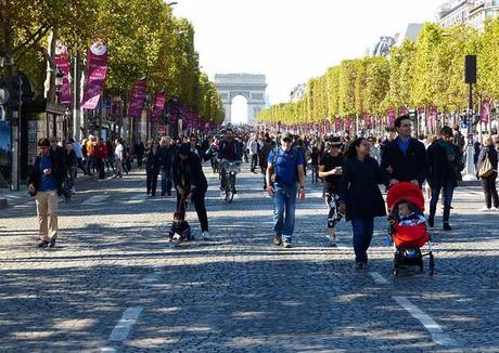 Eboué et la journée sans voiture à Paris