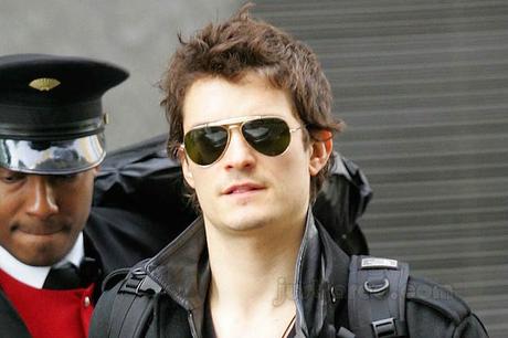 Choisir ses lunettes de soleil en fonction de la forme de son visage quelles-lunettes-de-soleil-pour-quelle-forme-de-son-visage-carre-homme