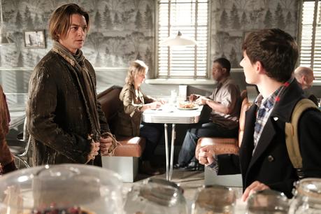 Once Upon Time Synopsis photos promos l'épisode 6.02 Bitter Draught