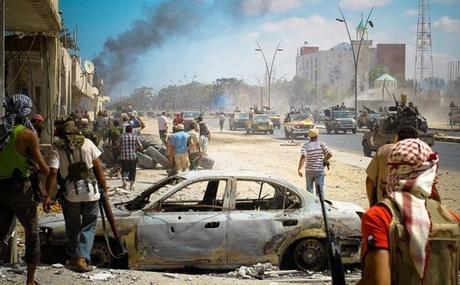 Le pouvoir Algérien craint un scénario à la Libyenne !