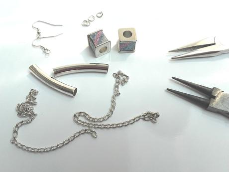 TUTO/DIY Boucles d’oreille Cube TUTO/DIY Boucles d’oreille Cube