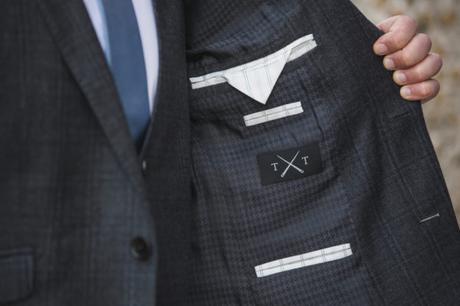 Costume trois pièces sur mesure - Personnalisation Costume trois pièces sur mesure - Personnalisation