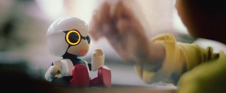 Toyota : Kirobo, ce robot sera en mesure de discuter et réagir avec vous. Toyota : Kirobo, ce robot sera en mesure de discuter et réagir avec vous.