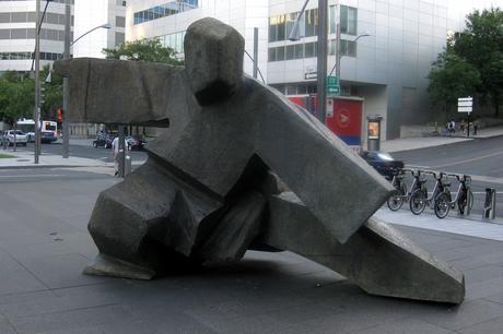 Montréal - sculpture single whip - Quartier international square victoria