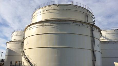 La Rochelle : le pétrolier Picoty installe quatre nouvelles cuves plus sécurisées La Rochelle : le pétrolier Picoty installe quatre nouvelles cuves plus sécurisées