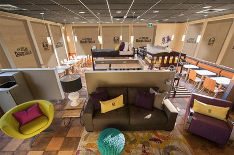 Une chambre Airbnb installée dans un Taco Bell airbnb-taco-bell-canada03