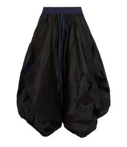 Vivienne Westwood se lance dans le see now-buy now 630189404-328-ct_0999_blk_fr
