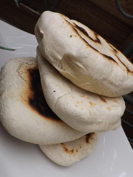 Pitas,  pains libanais  maison IG bas,petrissage en machine à pain