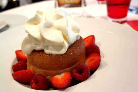 baba-au-rhum-_-fruits-rouges-gourmetsco-copie baba-au-rhum-_-fruits-rouges-gourmetsco-copie