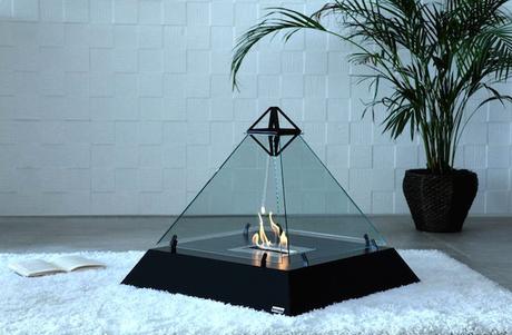 Design-Fireplace-Shaped-Like-the-Louvre-Pyramid-11-900x590
