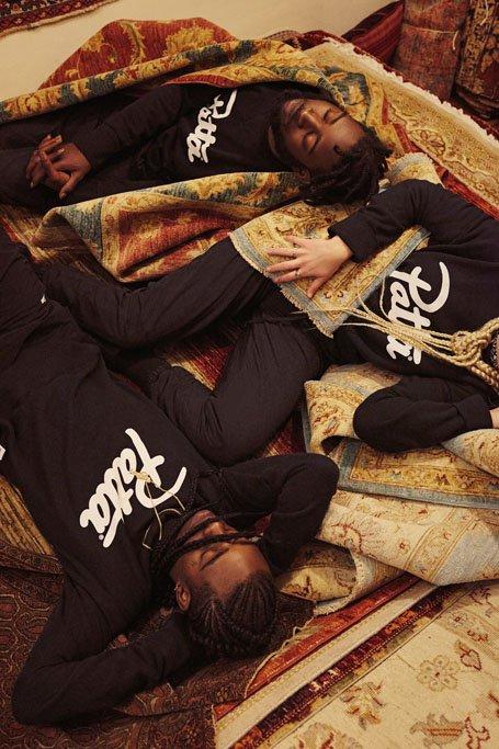 Patta x Converse Essentials Crewneck patta-x-converse-essentials-by-petrovksy-ramone-5