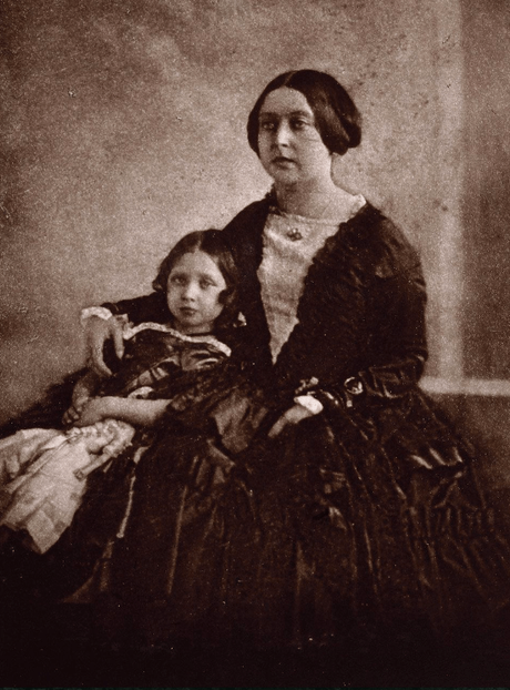 Victoria avec sa fille aînée Vicky, future impératrice d'Allemagne, en 1844/1845 - Royale Collection 
