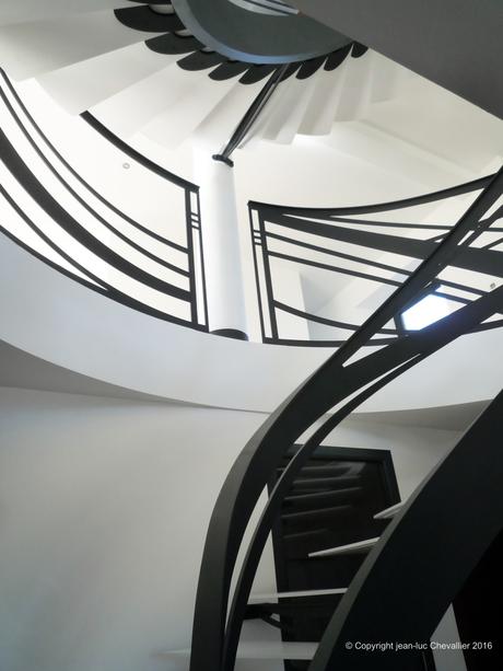 Escalier d’art sculptural escalier helicoidal