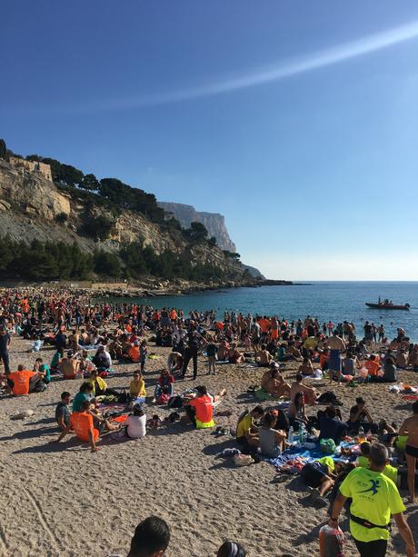 C’est l’heure du débriefing : j’étais au départ des 20 km de Marseille-Cassis! C’est l’heure du débriefing : j’étais au départ des 20 km de Marseille-Cassis!