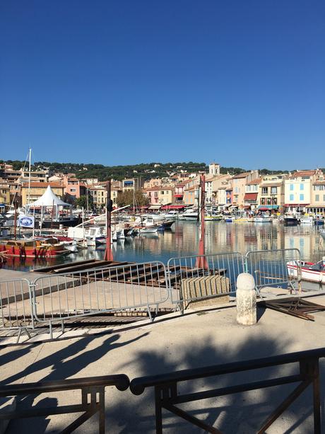 C’est l’heure du débriefing : j’étais au départ des 20 km de Marseille-Cassis! C’est l’heure du débriefing : j’étais au départ des 20 km de Marseille-Cassis!