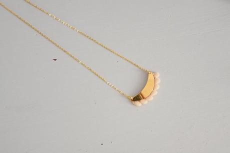 Et si on etsy ! Collier mini plastron La Mallette des Minettes, 18€, sur Etsy