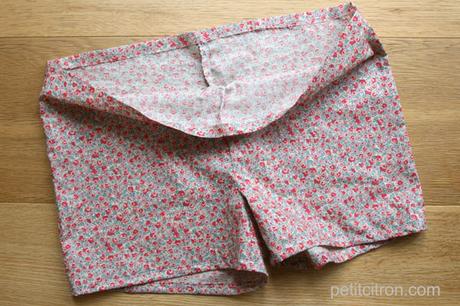 Cousons ensemble du short boxer – semaine 4 : assemblage, méthode n°1 Cousons ensemble du short boxer – semaine 4 : assemblage, méthode n°1