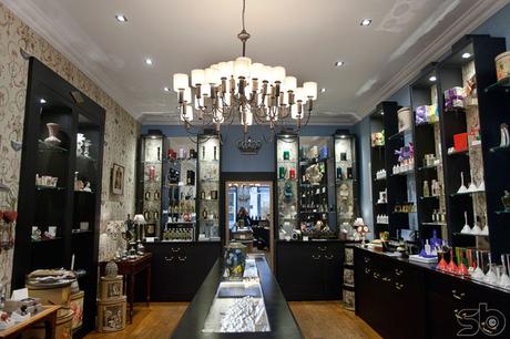 ⚑ Le Paravent : Sublime écrin dédié à la parfumerie de luxe à Lyon Le Paravent boutique dédié à la parfumerie de luxe (cire trudon) à Lyon