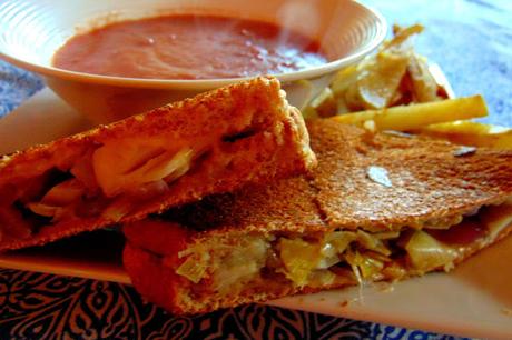 Grilled cheese multi-oignons Grilled cheese multi-oignons