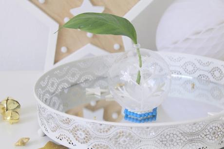 DIY : Un Vase Boule de Noël ! DIY : Un Vase Boule de Noël !
