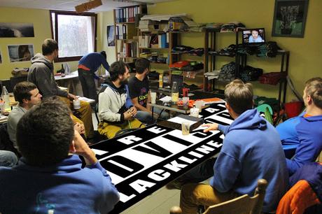 Réunion développement matériel avec la Team Slack.fr Réunion développement matériel avec la Team Slack.fr