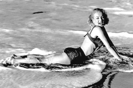 Marilyn et le yoga Marilyn et le yoga