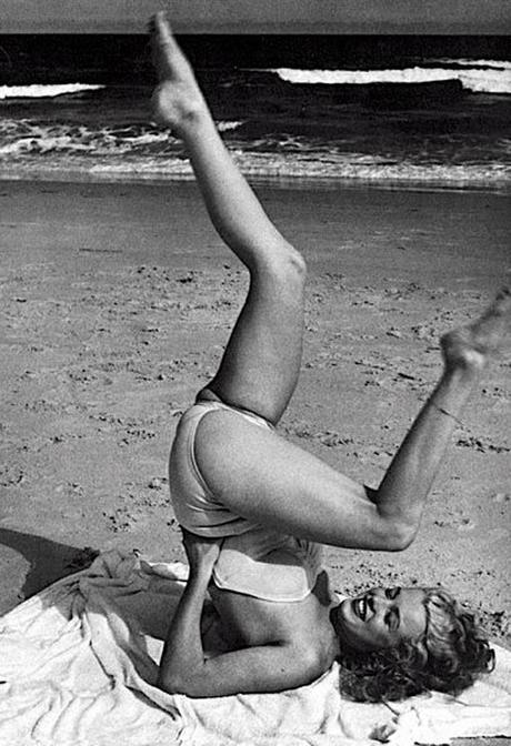 Marilyn et le yoga Marilyn et le yoga