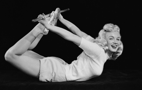 Marilyn et le yoga Marilyn et le yoga
