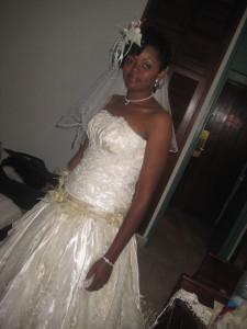 La Mariée aux cheveux crépus La Mariée aux cheveux crépus