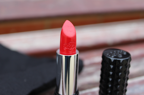 Kat von D -Studded Kiss Lipstick – Underage Red blog-beaute-nantes-raisin-kat-von-d