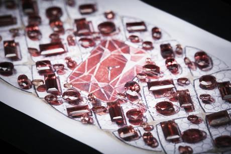 CHANEL Horlogerie remporte le Grand Prix d’Horlogerie de Genève dans la catégorie Joaillerie signature-grenat-watch-9-colour