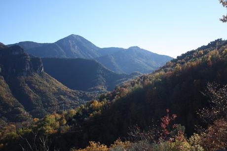 La Madone d'Utelle - Notre-Dame des Miracles: sur les traces de l'ultra-trail du Mercantour. La Madone d'Utelle - Notre-Dame des Miracles: sur les traces de l'ultra-trail du Mercantour.
