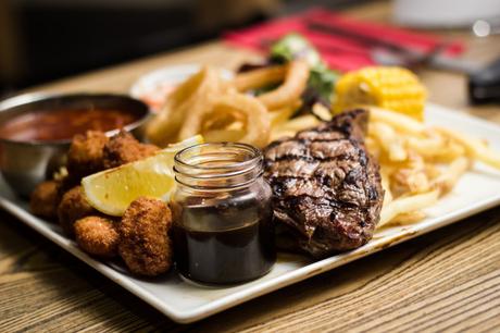 Je ne suis pas sensible à la cause animale, et alors quoi ?! meat-1329684_960_720