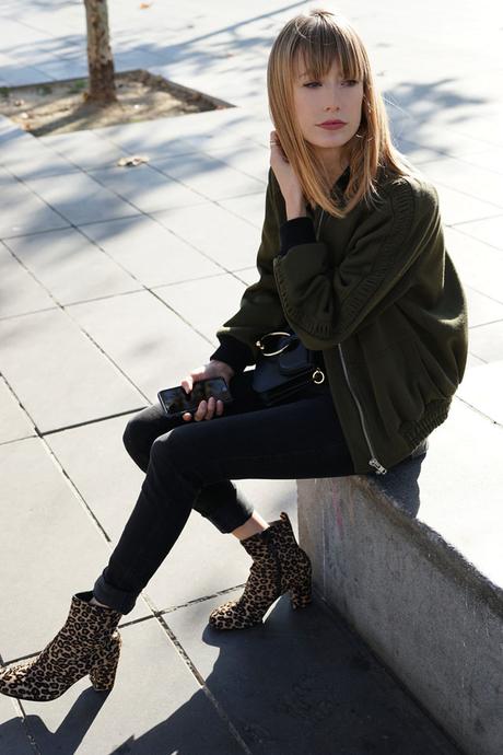 EVERYDAY UNIFORM EVERYDAY UNIFORM