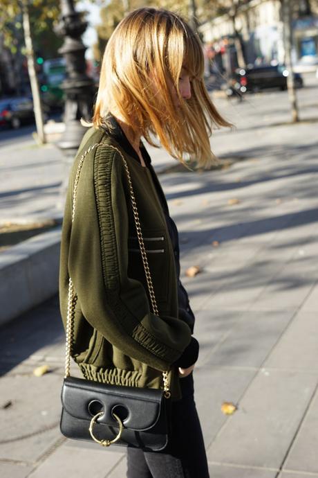 EVERYDAY UNIFORM EVERYDAY UNIFORM